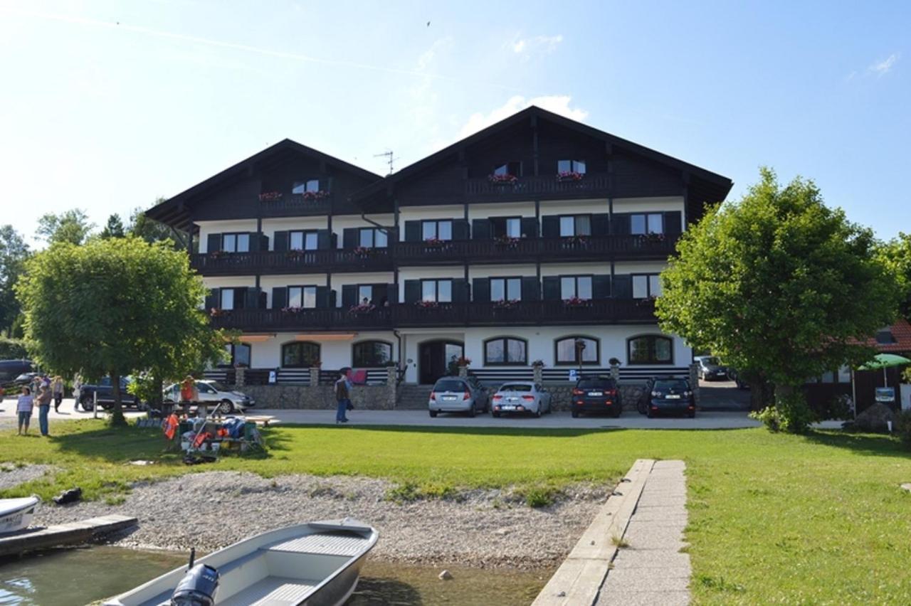 Gaestehaus Gruenaeugl Am See Гштадт-ам-Кимзее Экстерьер фото